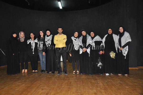 بالصور: مدرسة الزهراء الابتدائية تنظم امسية بعنوان "كرمالك"